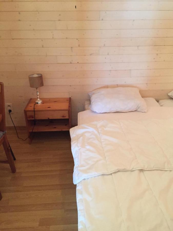 Chalet Les Brulins Hotel Resteigne Bagian luar foto
